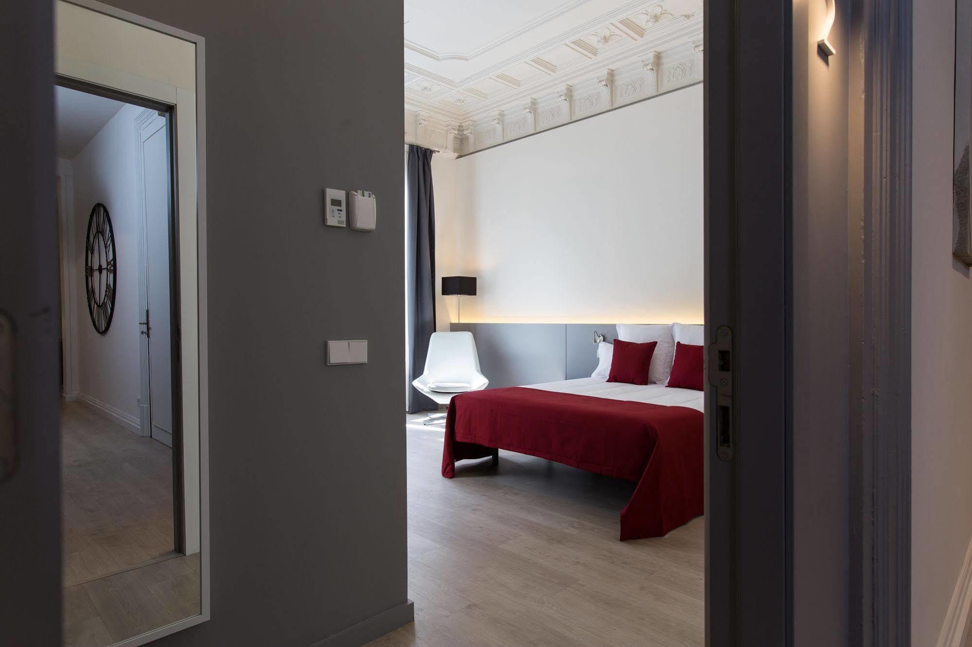 Izaila Plaza Catalunya Hotel Barcelona Luaran gambar