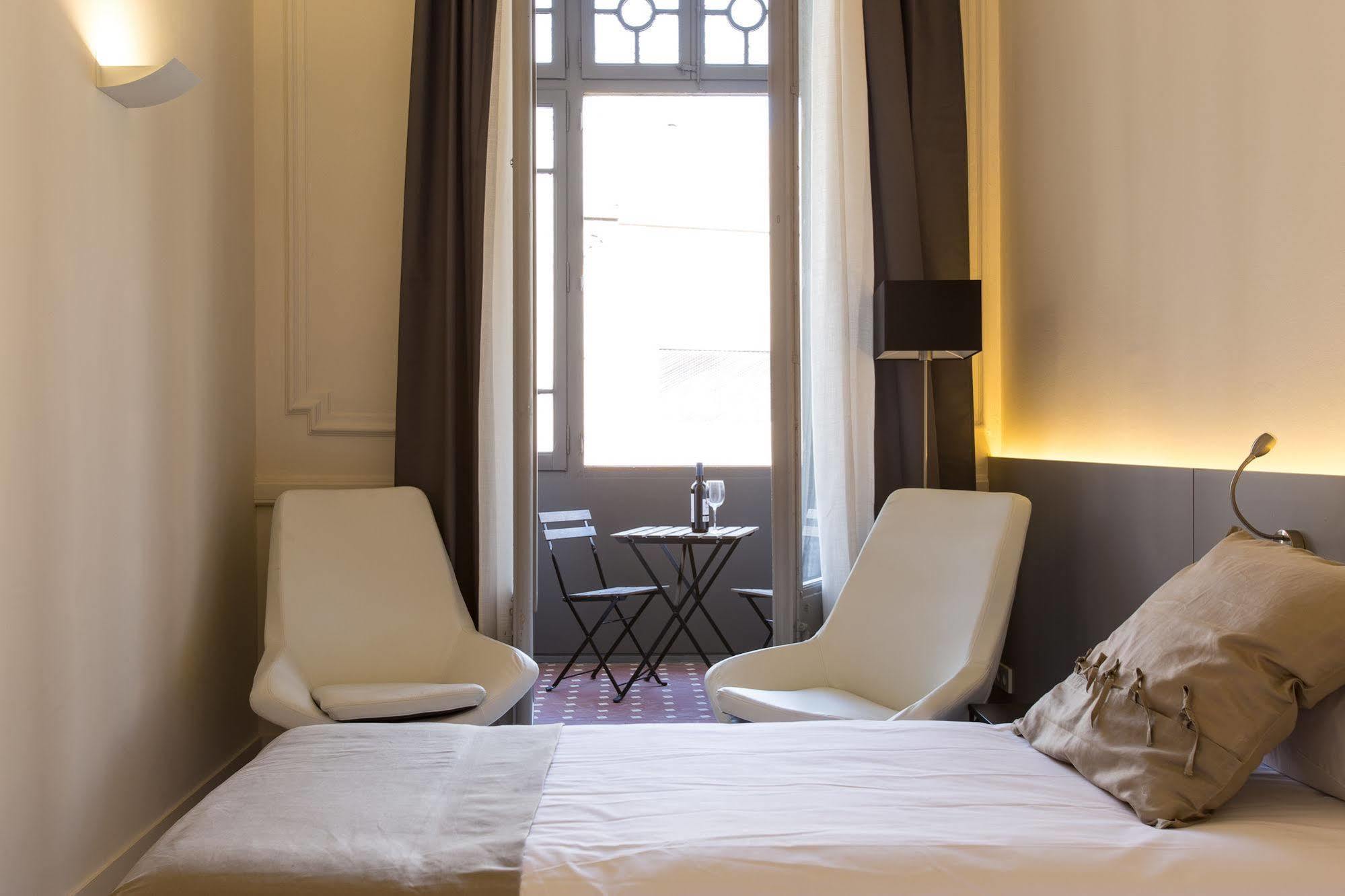 Izaila Plaza Catalunya Hotel Barcelona Luaran gambar