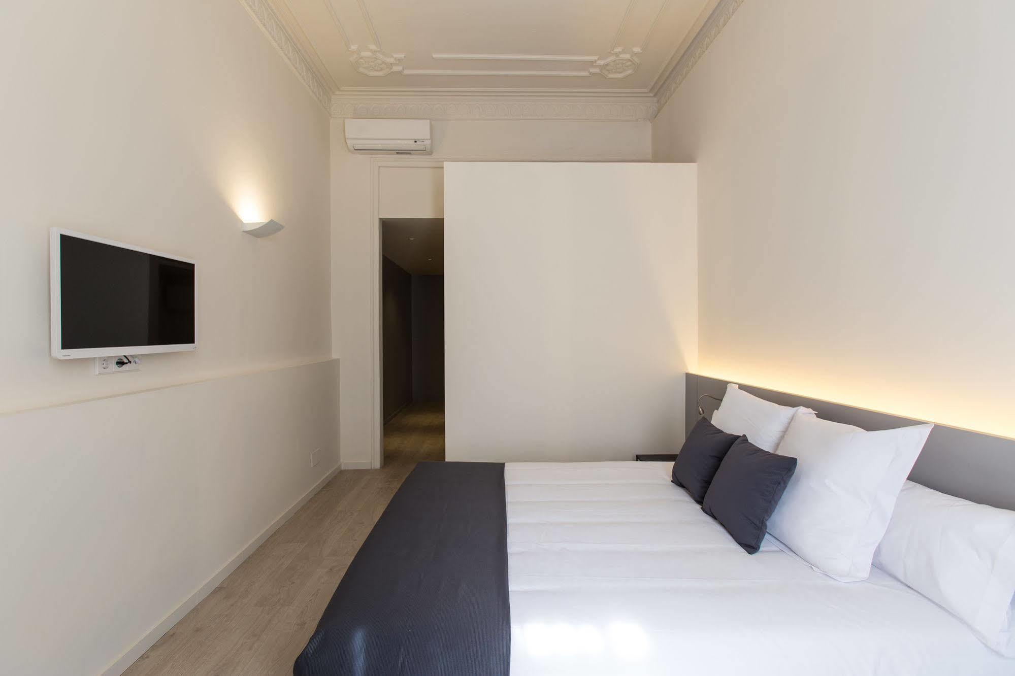 Izaila Plaza Catalunya Hotel Barcelona Luaran gambar