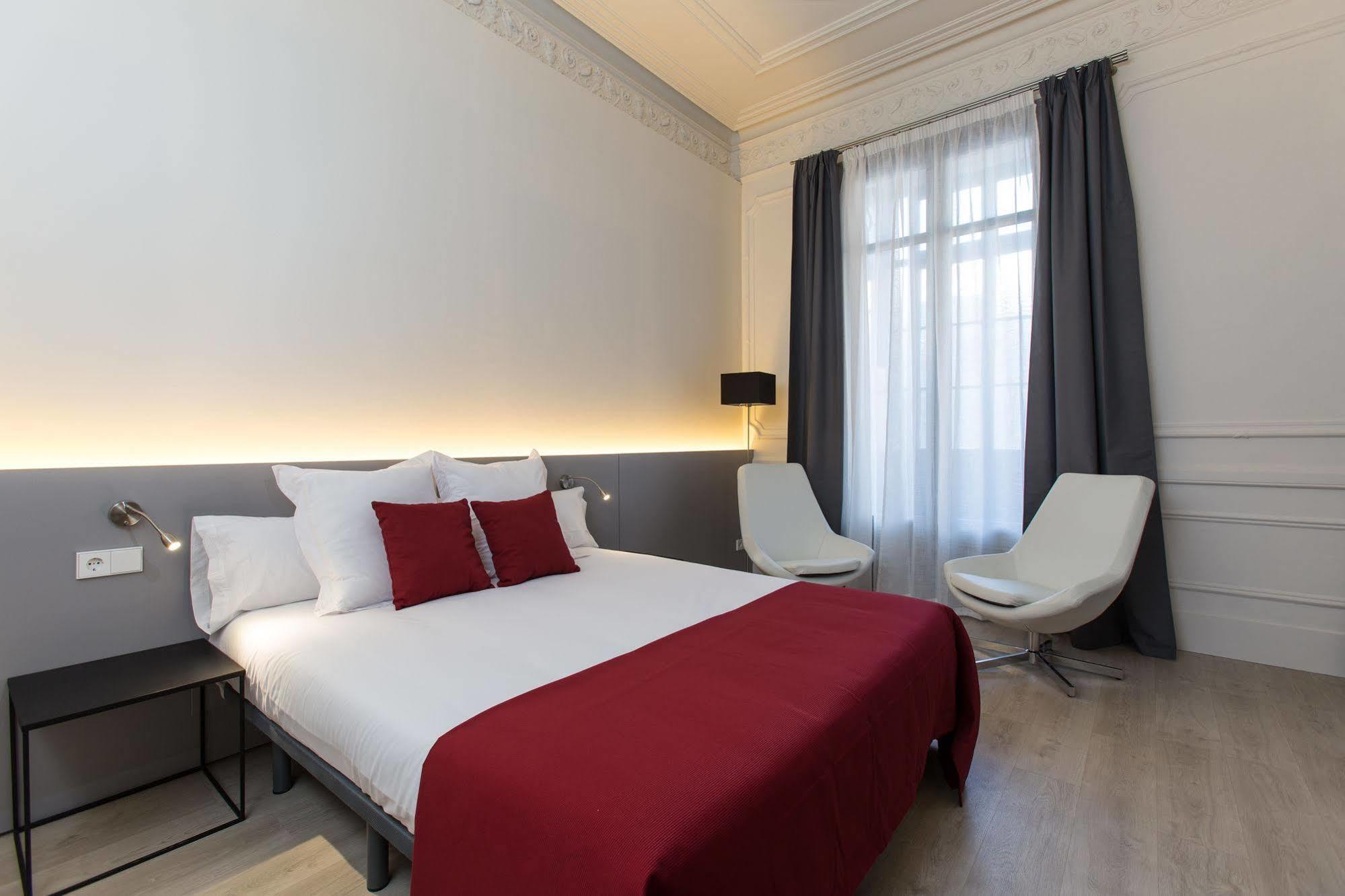 Izaila Plaza Catalunya Hotel Barcelona Luaran gambar